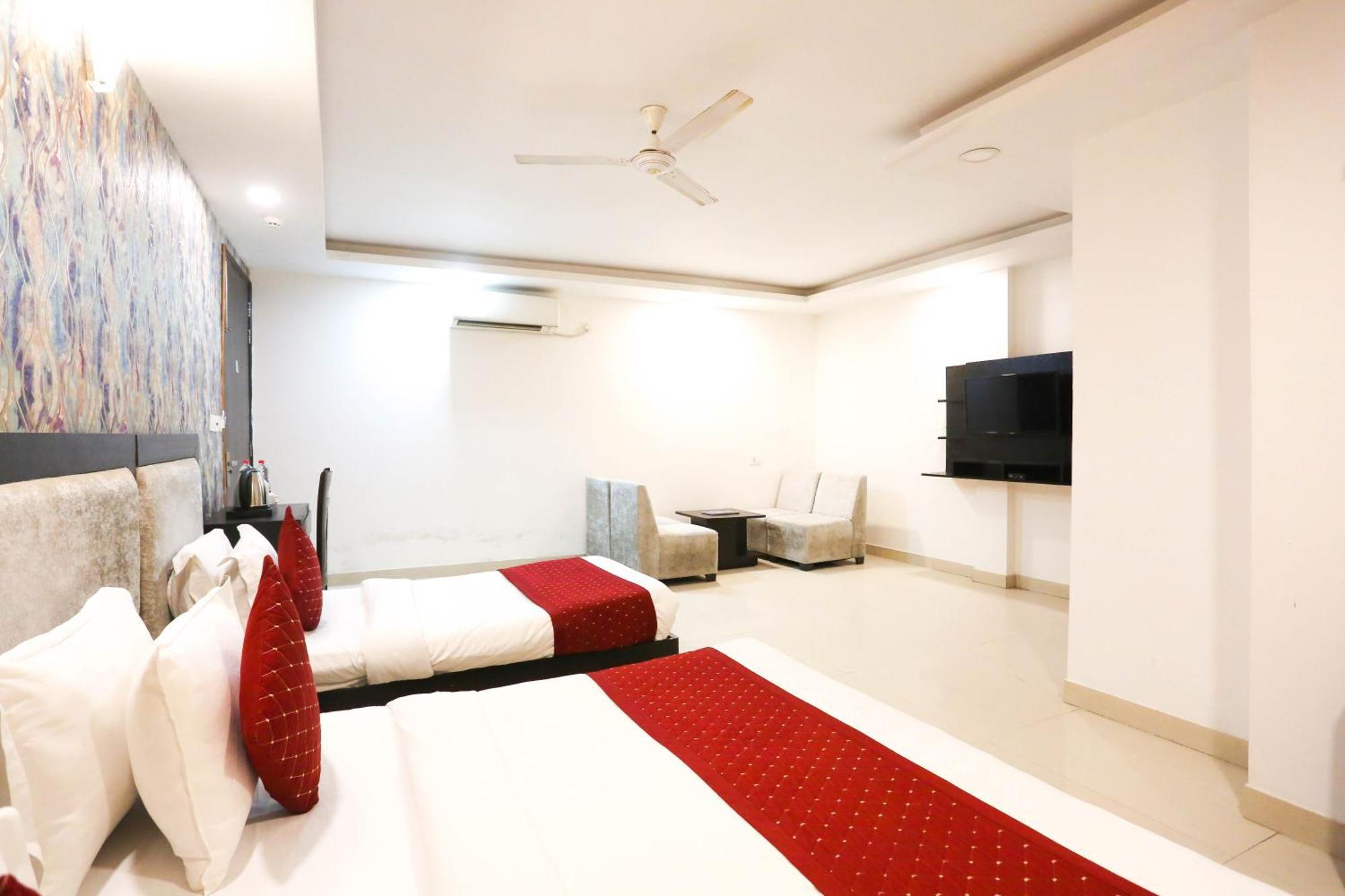 Hotel Aashiyana New Delhi Exterior foto