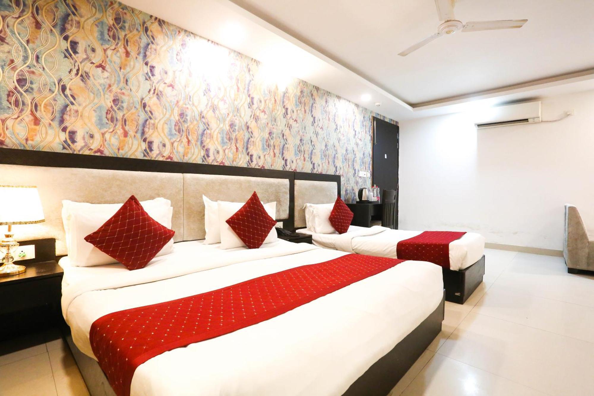 Hotel Aashiyana New Delhi Exterior foto