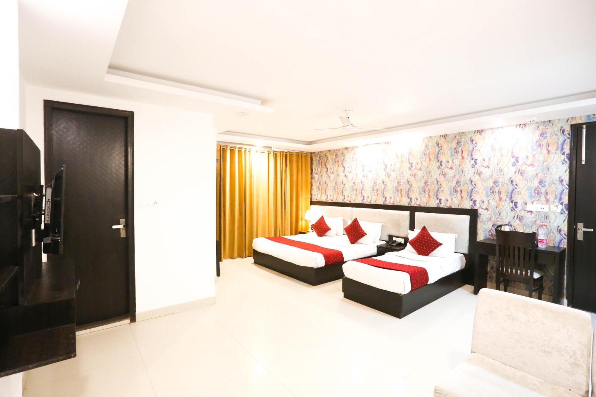 Hotel Aashiyana New Delhi Exterior foto