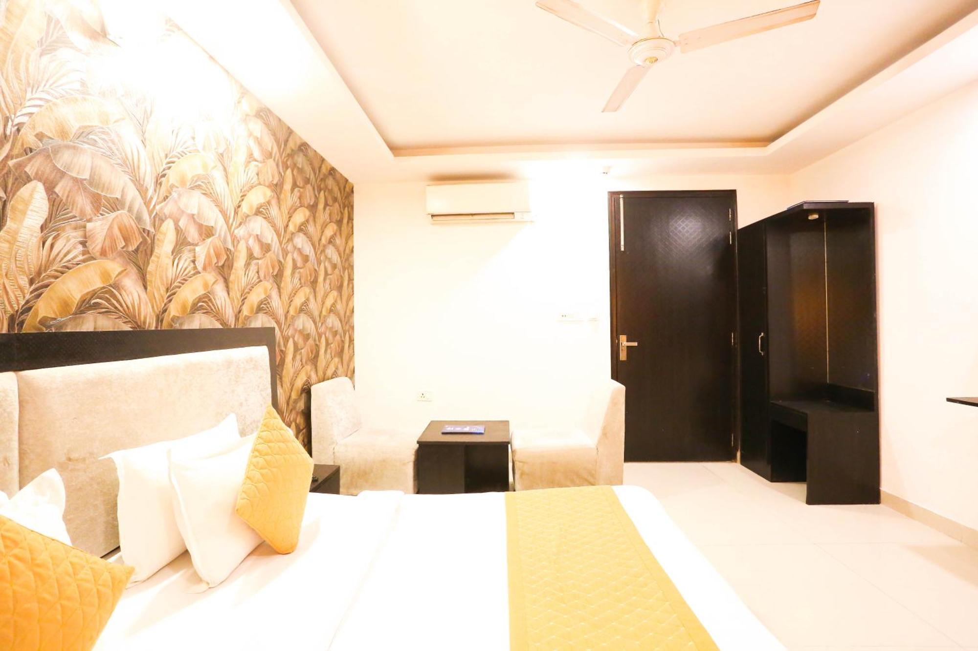 Hotel Aashiyana New Delhi Exterior foto