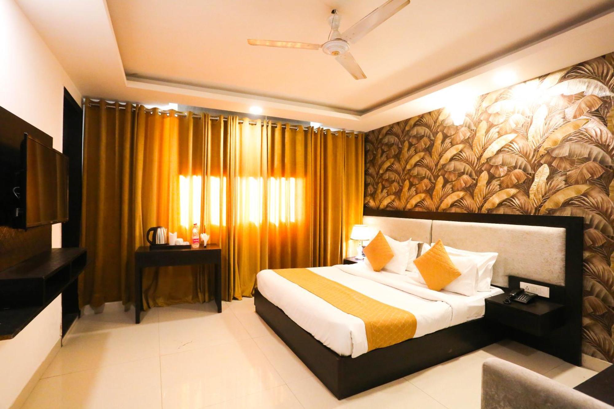 Hotel Aashiyana New Delhi Exterior foto