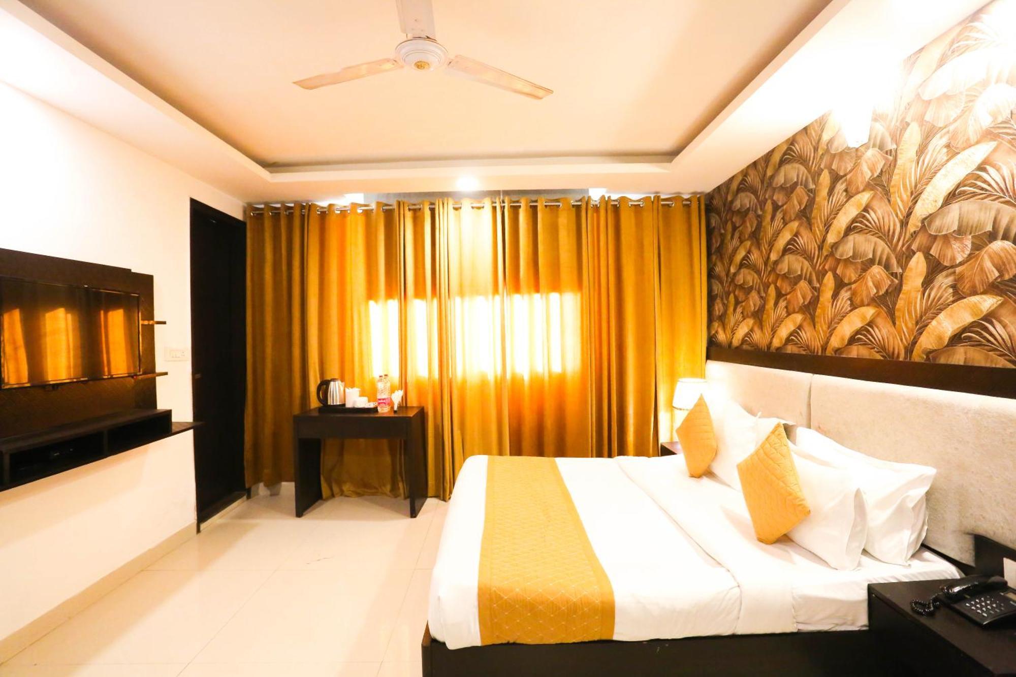 Hotel Aashiyana New Delhi Exterior foto